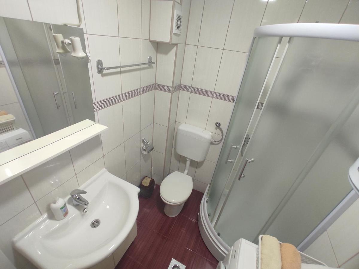 Studio Apartman Lukavica سراييفو المظهر الخارجي الصورة